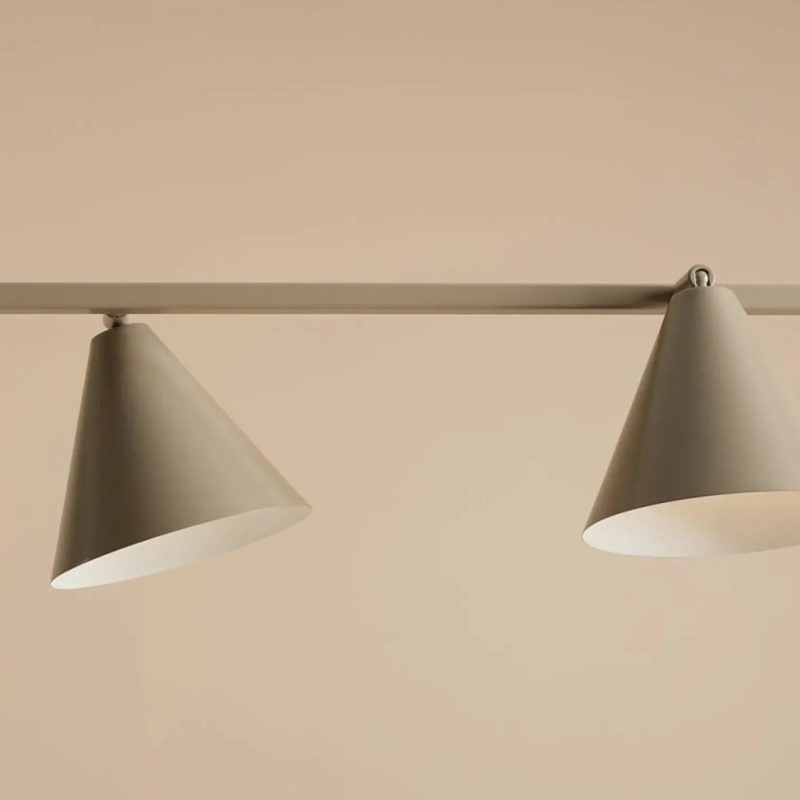 Sklep Kaja Beżowa lampa wisząca z ruchomymi kloszami 1108L17 z serii FORM | Kaja Zadzwońporabattel.783200183(8-16)/mailsklep@kaja.com.pl Sale