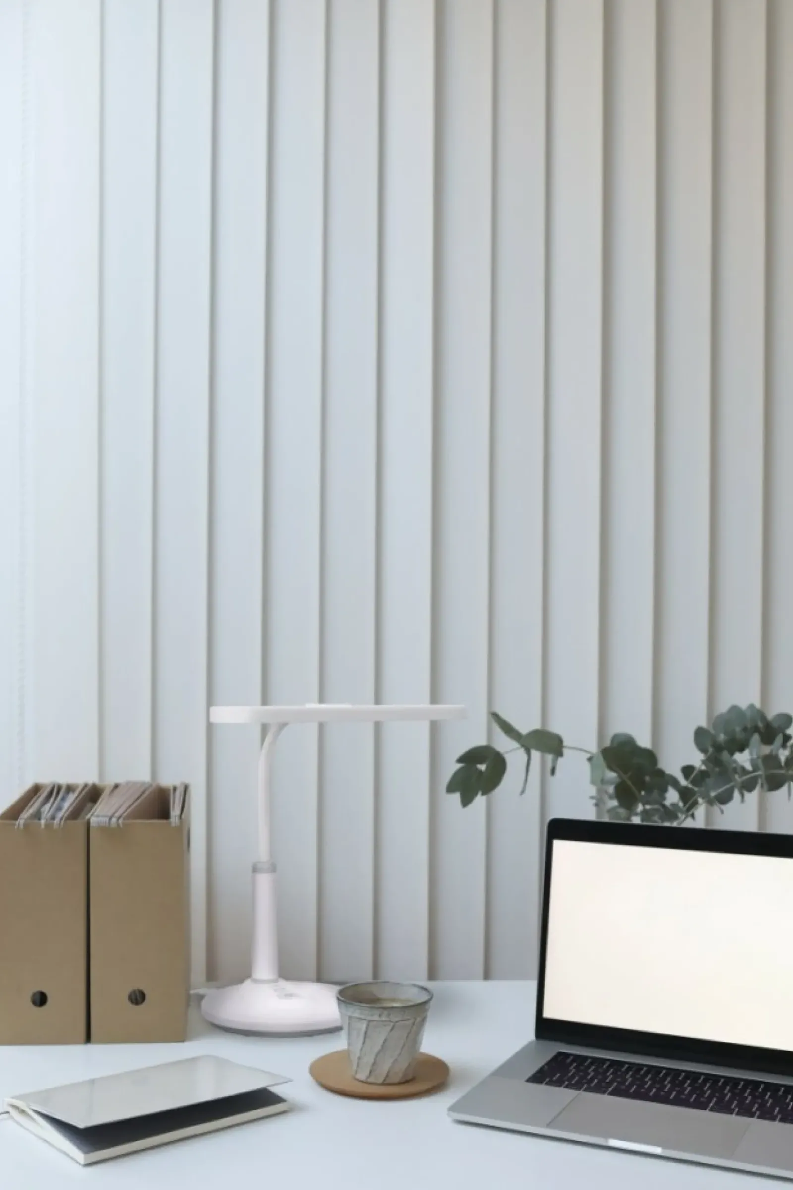 Sklep Kaja Biała lampka biurkowa, ruchome ramię K-BL1185 BIAŁY z serii DAFI* Lampki Biurkowe|Lampy Led