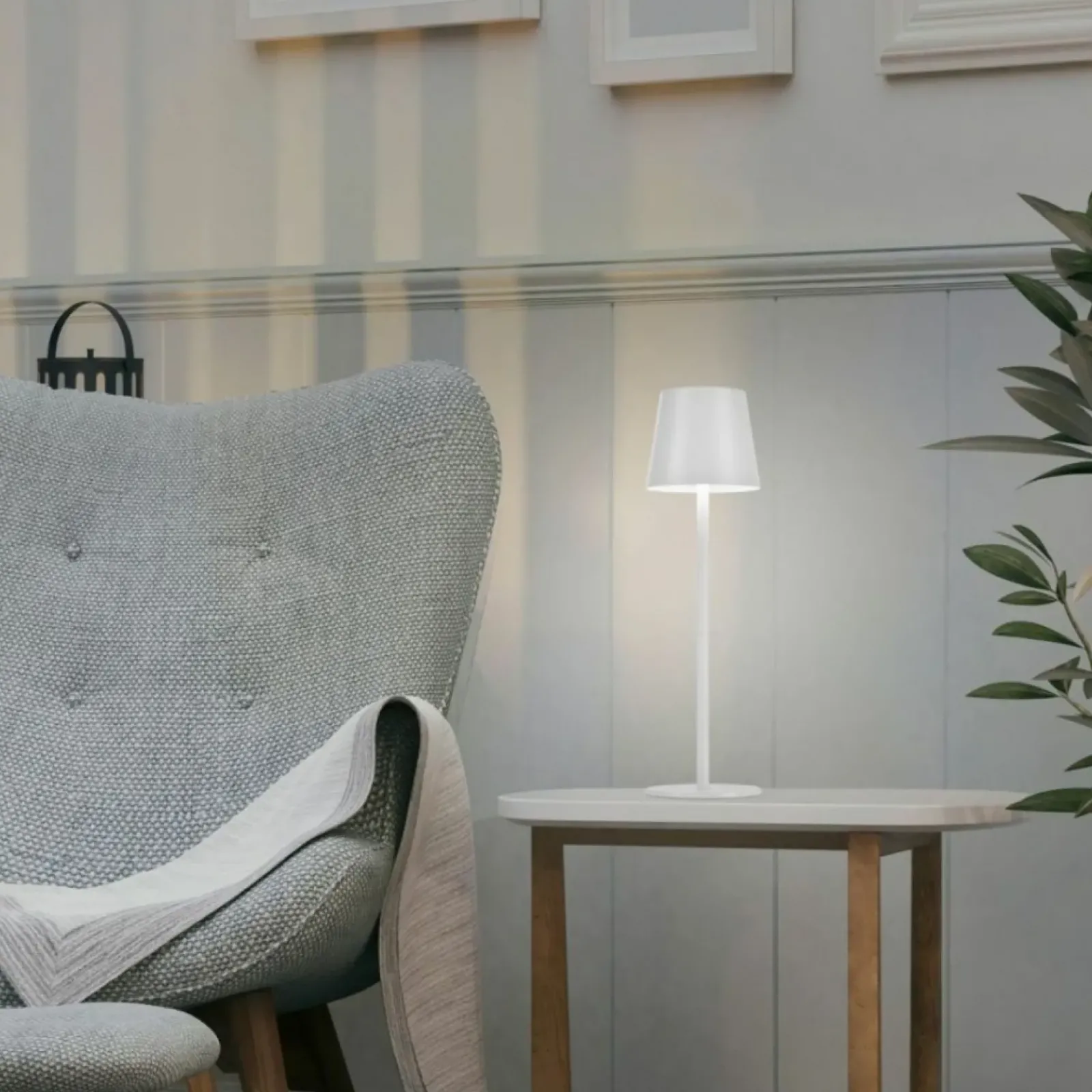 Sklep Kaja Biała, ledowa lampka na szafkę nocną 19250-16 EURIA | Kaja Oświetlenie* Lampki Biurkowe|Lampy Led