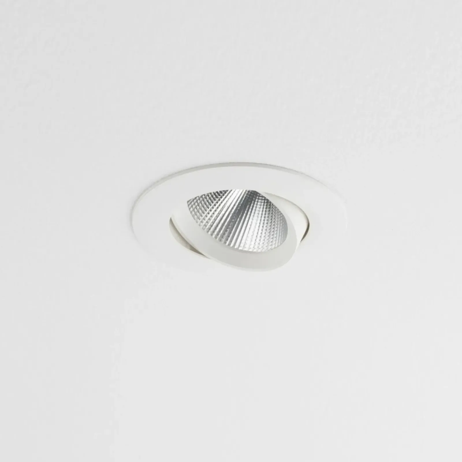 Sklep Kaja Białe oczko wpustowe LED 5W 4000K ⌀9cm 10547 EGINA LED | Kaja* Lampy Led|Oprawy Podtynkowe