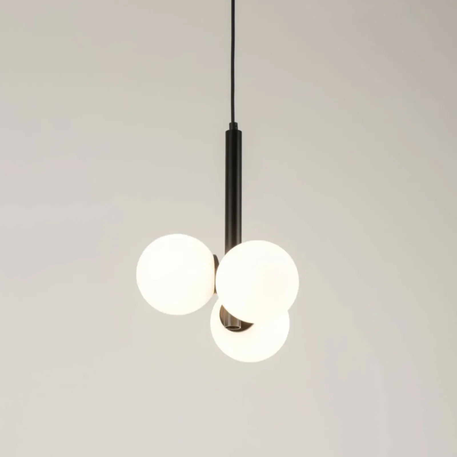 Sklep Kaja Czarna lampa wisząca z okrągłymi kloszami SIG 33486 PERLA | Kaja Cheap