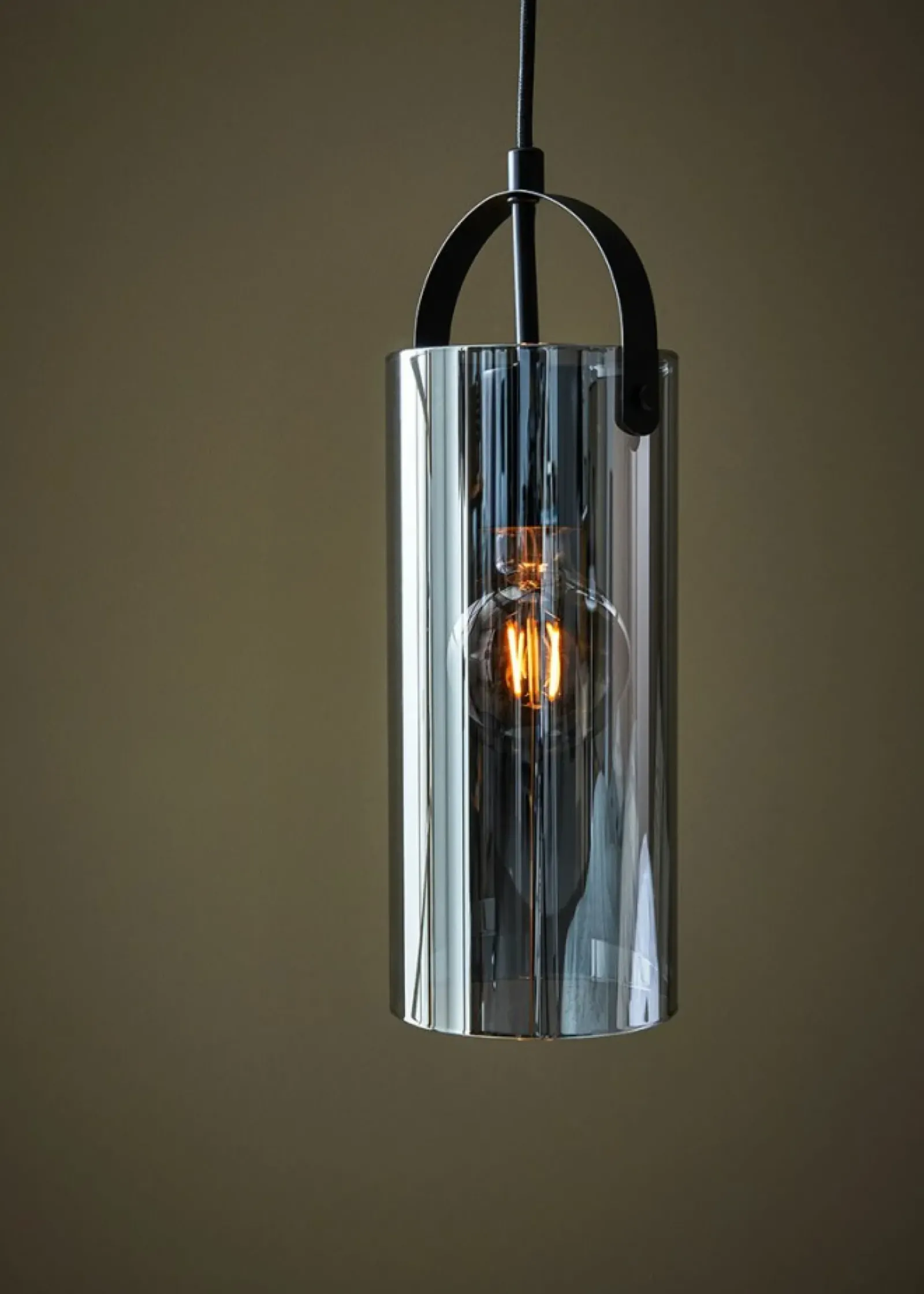 Sklep Kaja Czarna lampa wisząca z przydymionym kloszem 108218 | Kaja Oświetlenie Cheap