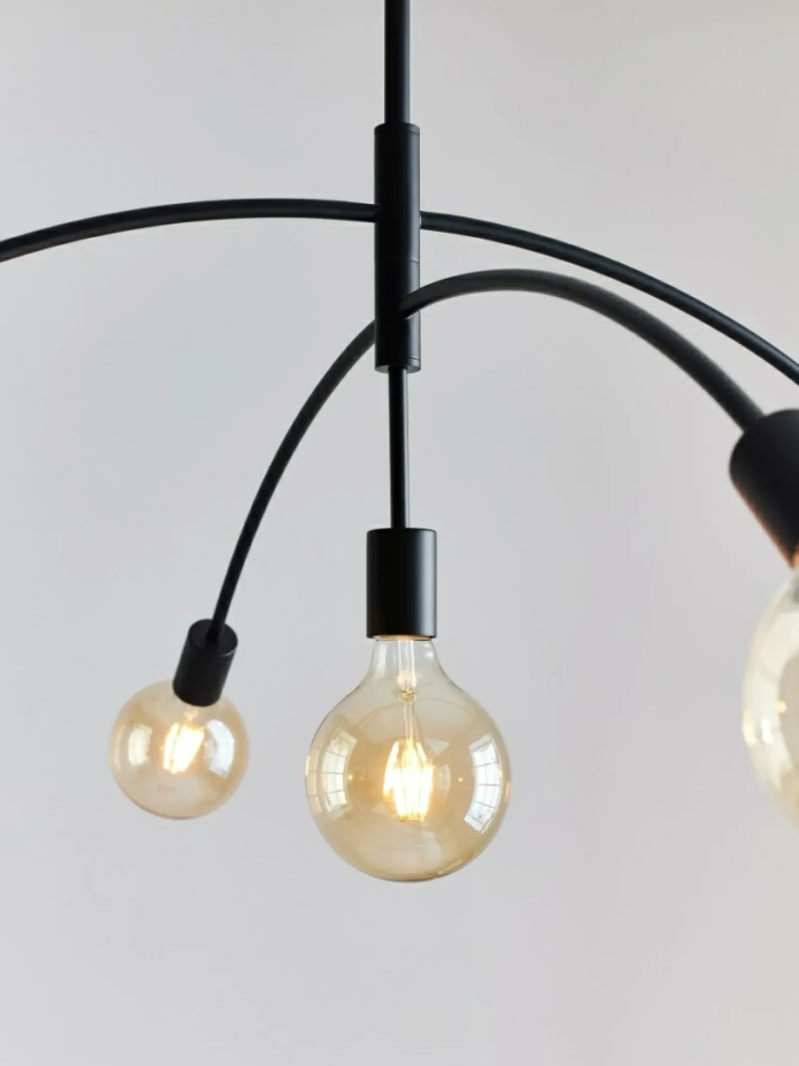 Sklep Kaja Czarna lampa wisząca z regulacją wysokości 108282 | Kaja Oświetlenie Fashion
