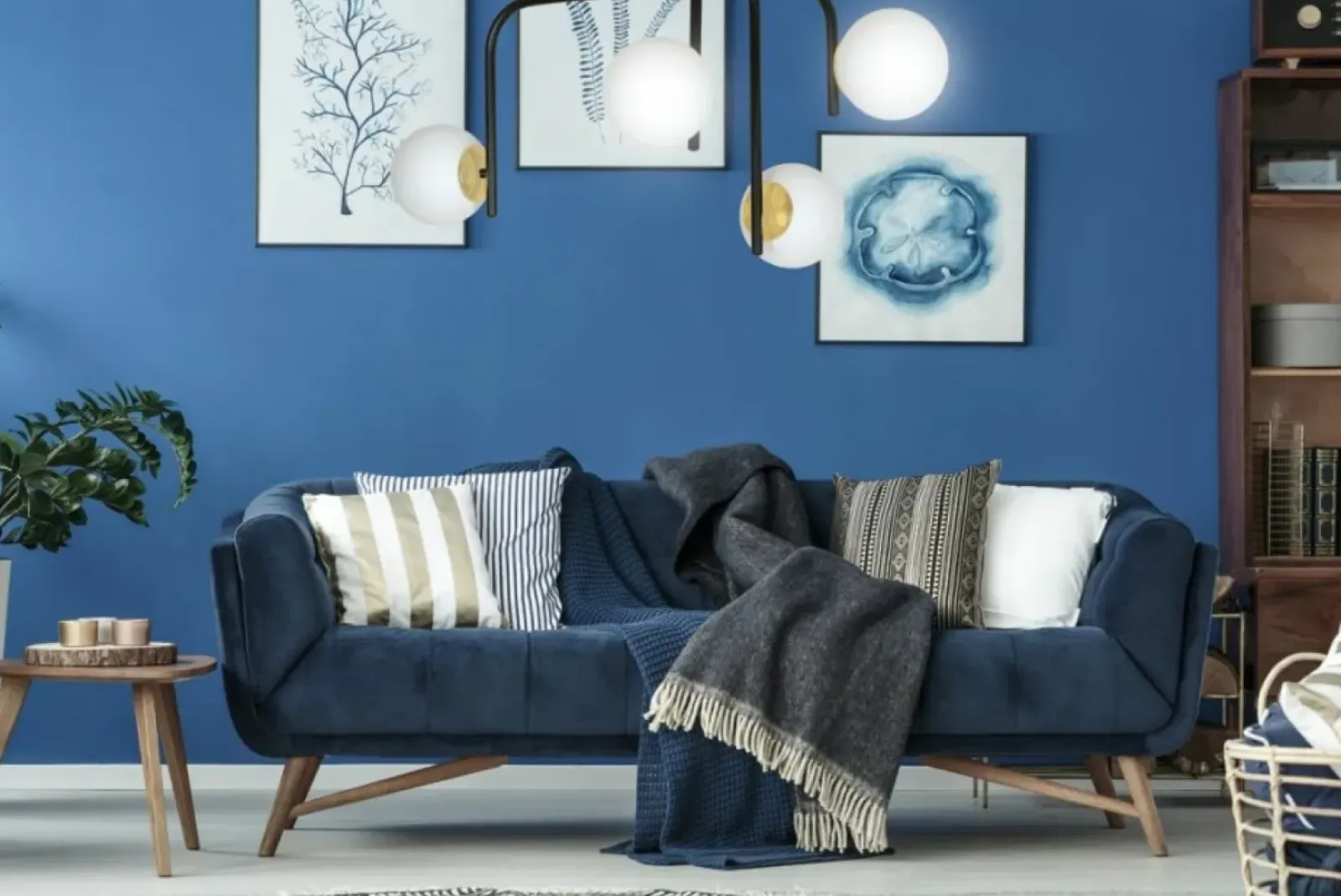 Sklep Kaja Czarno-złota lampa z okrągłymi kloszami 1032/4B RAGNAR | Kaja Outlet