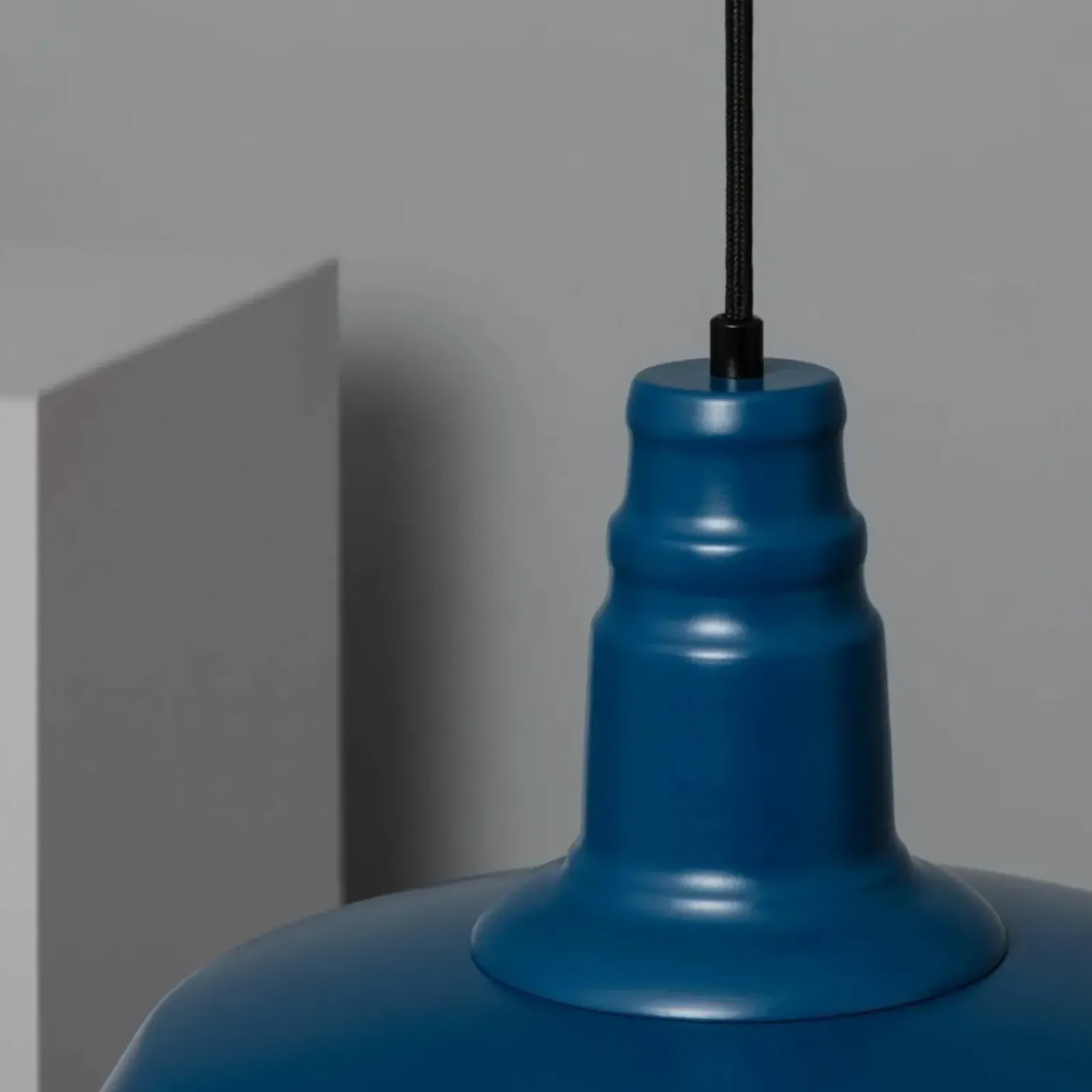 Sklep Kaja Dekoracyjna, niebieska lampa wisząca ABR-RRP-N-E27 RETRO | Kaja niebieski Hot