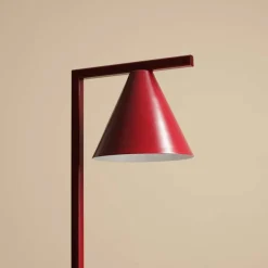 Sklep Kaja Designerska, czerwona lampa stołowa do biura 1108B15 z serii FORM* Lampki Biurkowe|Nowoczesne Lampki Stołowe