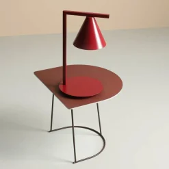 Sklep Kaja Designerska, czerwona lampa stołowa do biura 1108B15 z serii FORM* Lampki Biurkowe|Nowoczesne Lampki Stołowe