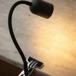 Sklep Kaja Elastyczna lampka biurkowa mocowana na klips TK 4561 z serii TOP* Lampki Biurkowe