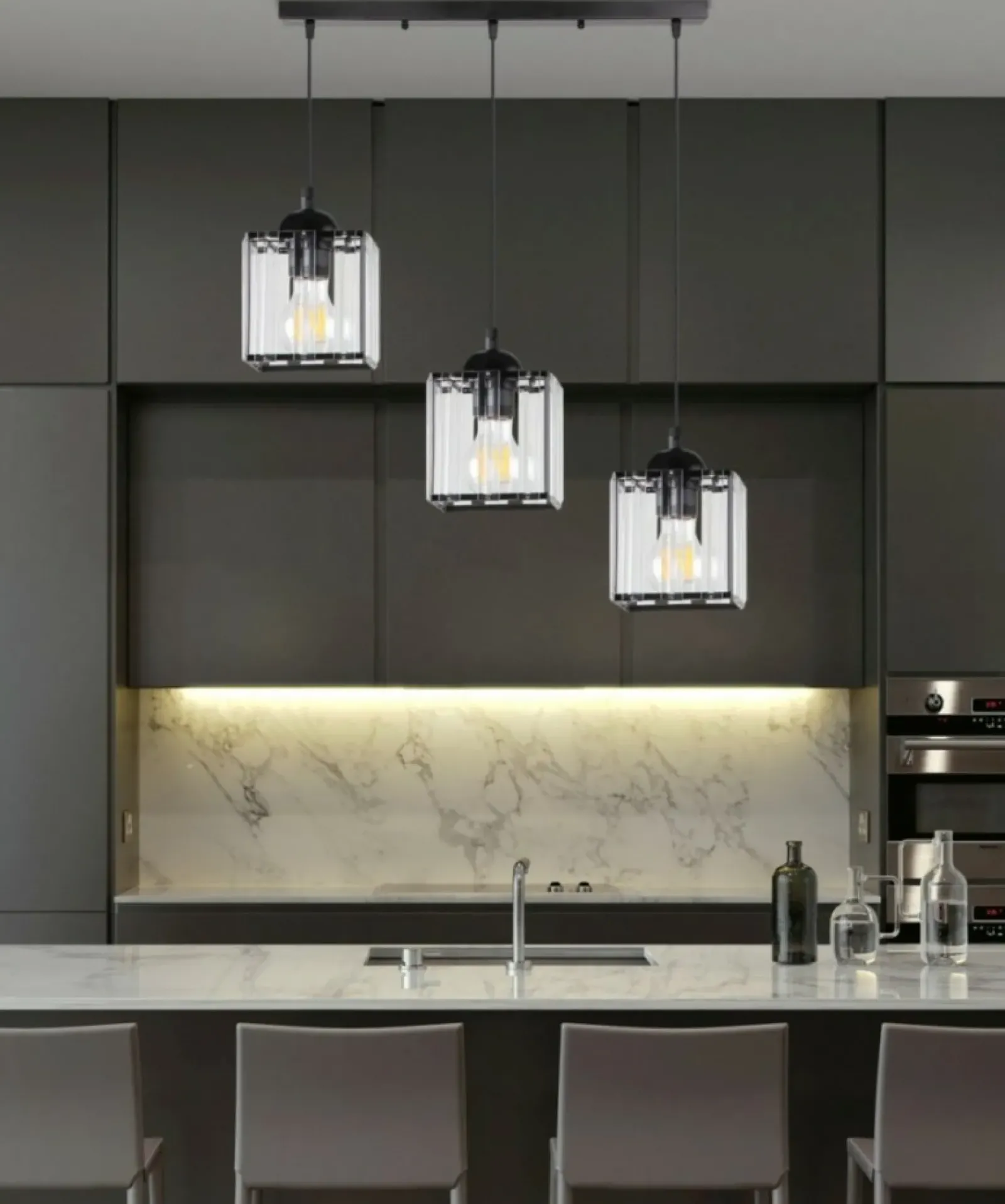 Sklep Kaja Elegancka, czarna lampa wisząca na listwie 33-21120 GLASSIA | Kaja Flash Sale