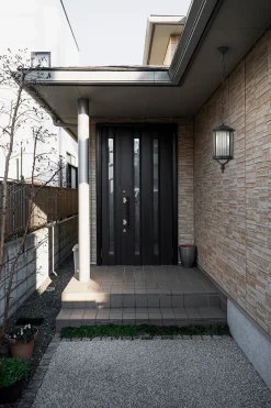 Sklep Kaja Estetyczna lampa wisząca na łańcuszku, IP44 K-8211 z serii DETROIT* Lampy Ogrodowe Wiszące