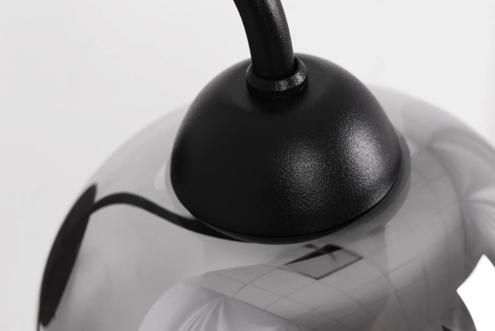 Sklep Kaja Grafitowa lampa ścienna do doświetlenia salonu K-5197 z serii SARA* Kinkiety Ze Szklanym Kloszem