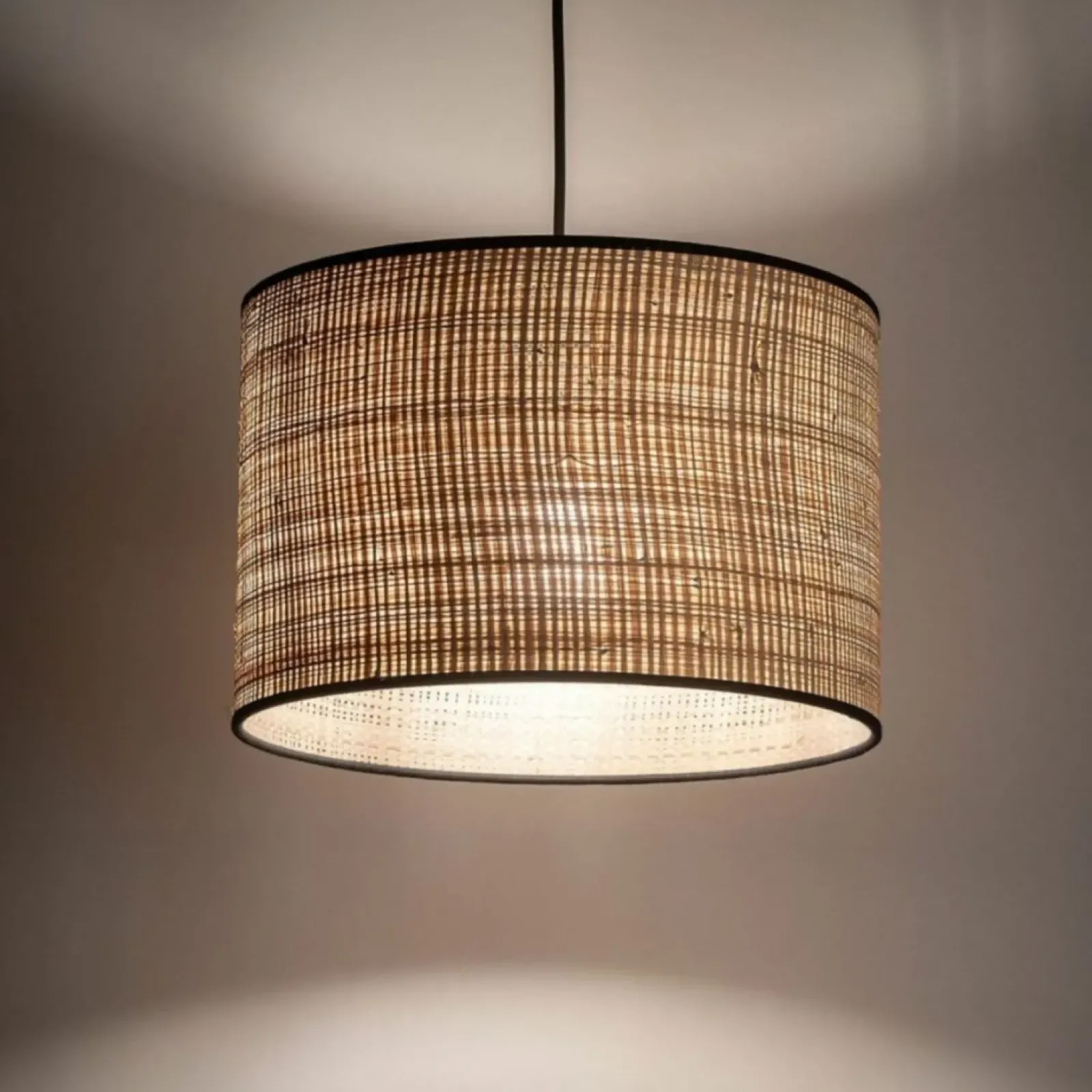 Sklep Kaja Klasyczna lampa wisząca ze słomkowym abażurem TK 4730 z serii LIBERIA Store