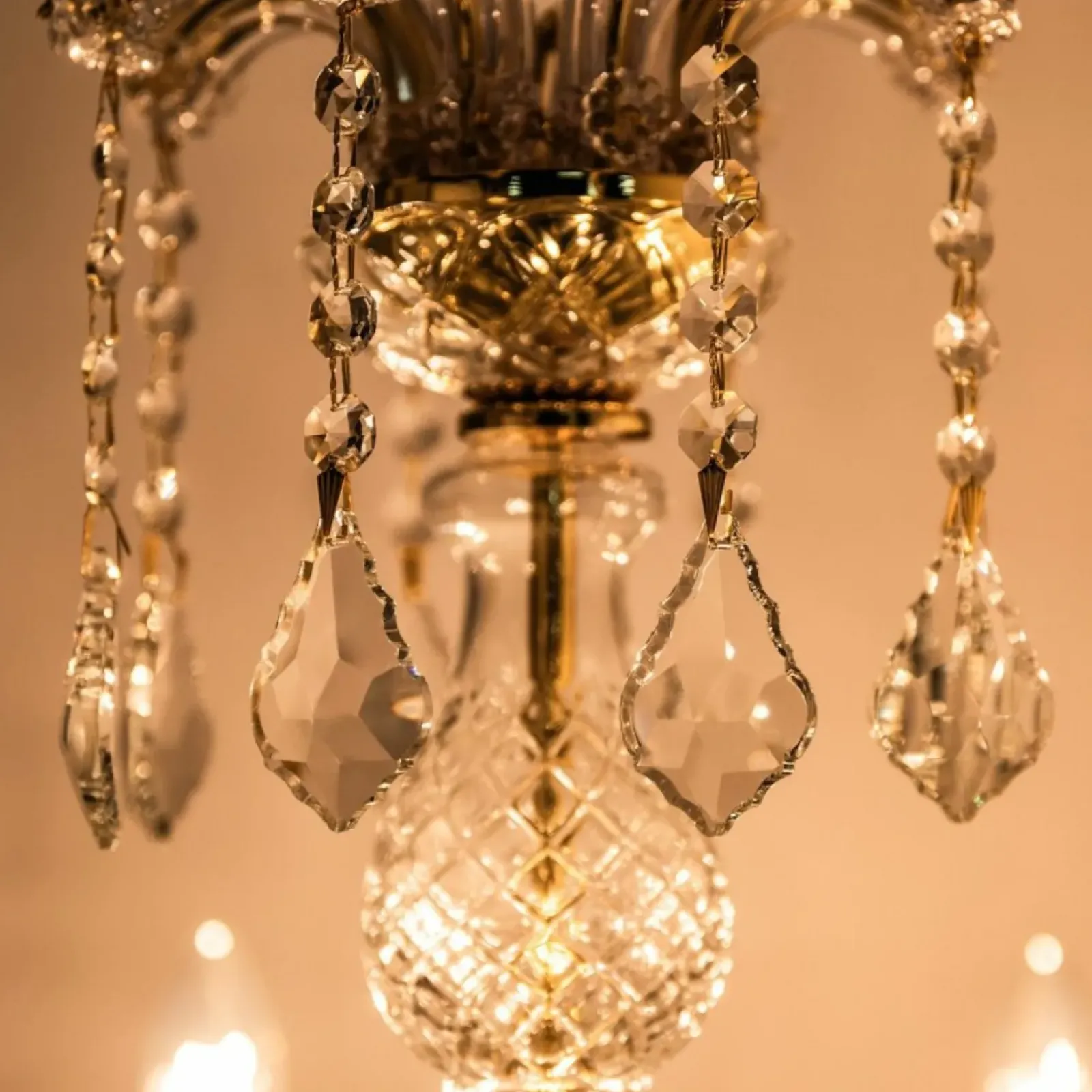 Sklep Kaja Kryształowy żyrandol w stylu glamour ZM 14004/8-GLD CHATEAU | Kaja New