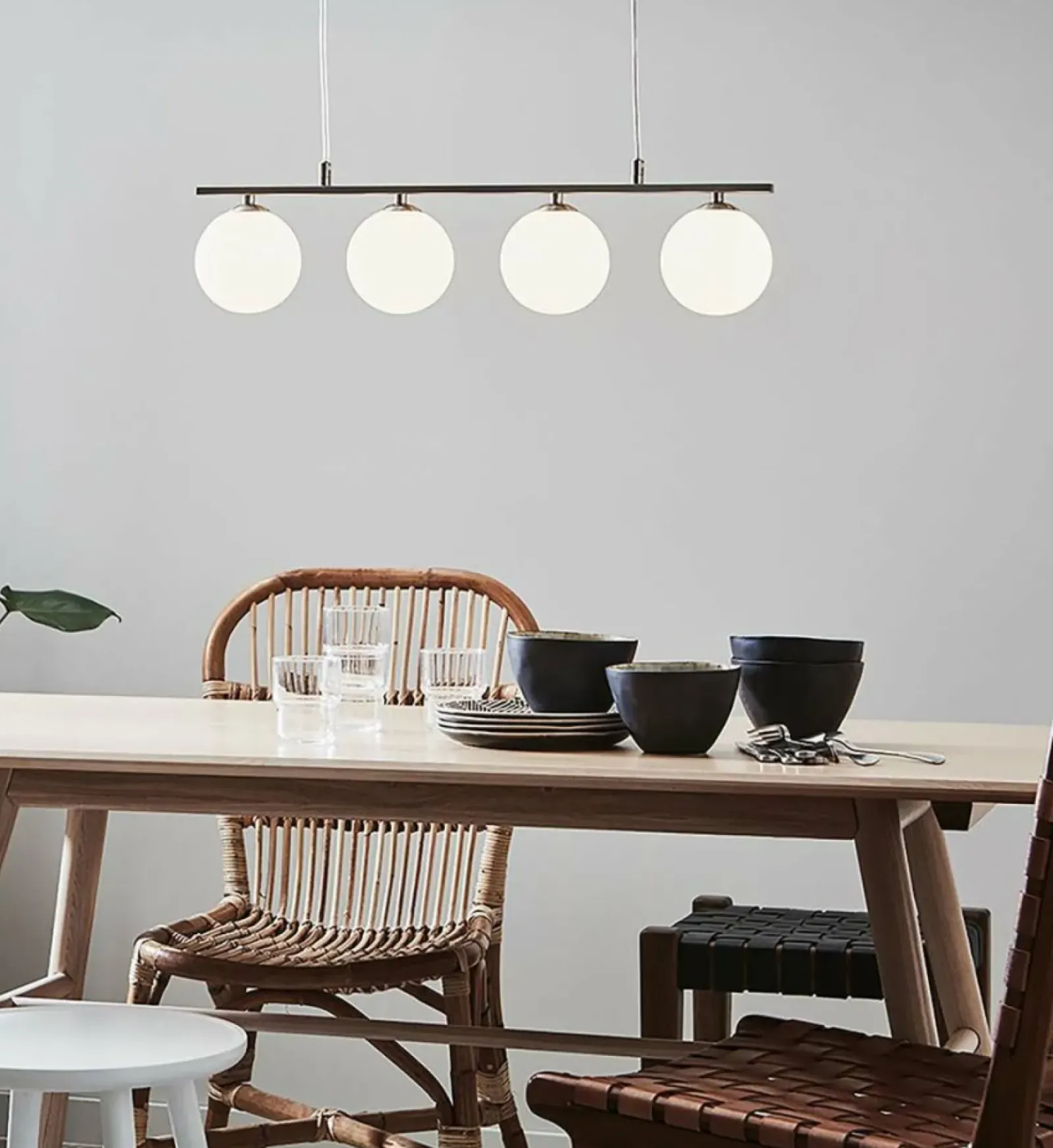 Sklep Kaja Lampa wisząca białe klosze w kształcie kul 107573 | Kaja Oświetlenie Outlet