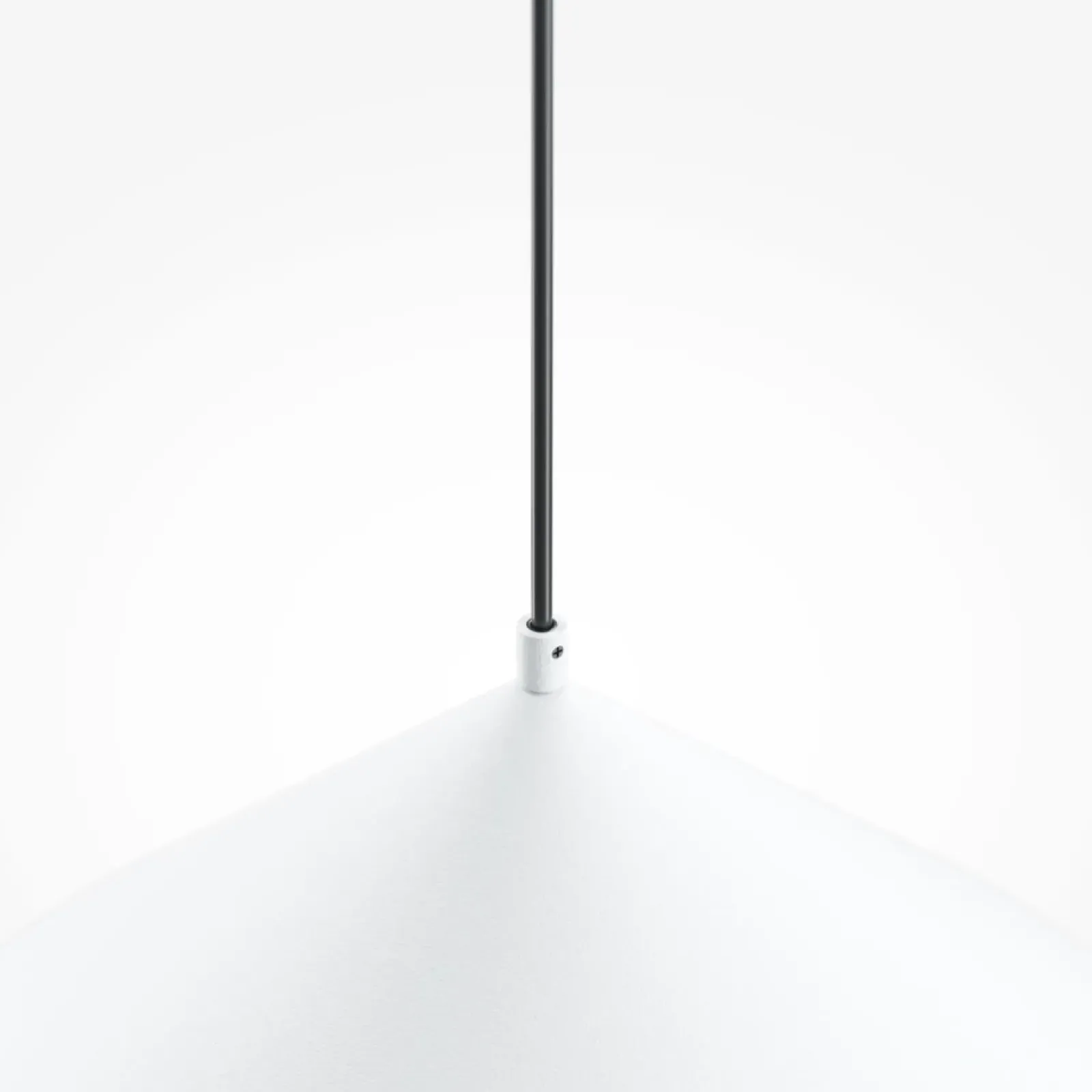 Sklep Kaja Lampa wisząca w białym kolorze MOD167PL-01W z serii BASIC COLORS Outlet