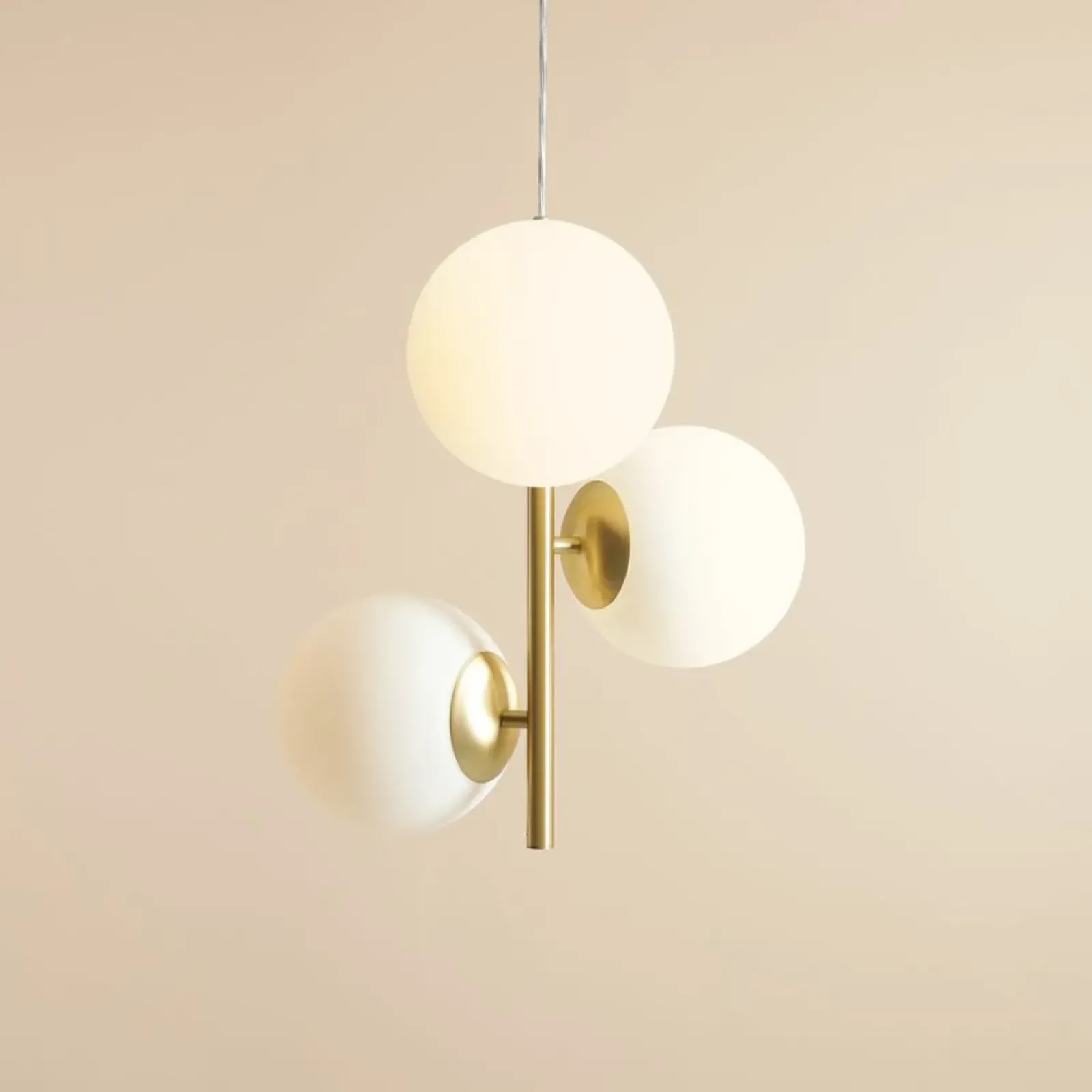 Sklep Kaja Lampa wisząca w kolorze mosiądzu, do salonu 1120E40_M z serii FIN Zadzwońporabattel.783200183(8-16)/mailsklep@kaja.com.pl Discount
