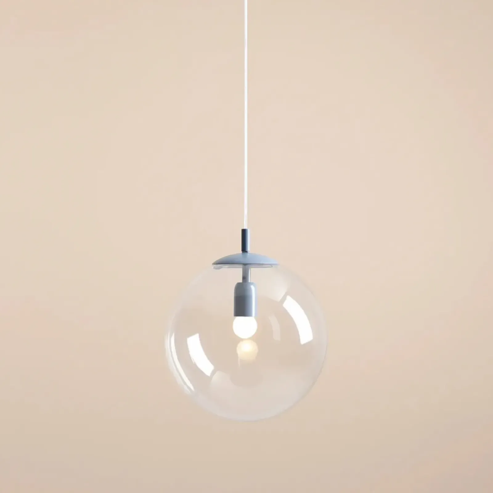 Sklep Kaja Lampa wisząca z okrągłym, dużym kloszem 562G16 z serii GLOBE | Kaja Zadzwońporabattel.783200183(8-16)/mailsklep@kaja.com.pl Sale