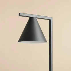 Sklep Kaja Minimalistyczna, geometryczna lampka biurkowa 1108B1 z serii FORM* Lampki Biurkowe