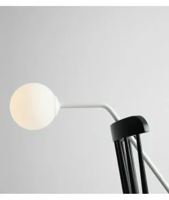 Sklep Kaja Minimalistyczna lampka stołowa z okrągłym kloszem 1064B z serii PURE* Nowoczesne Lampki Stołowe