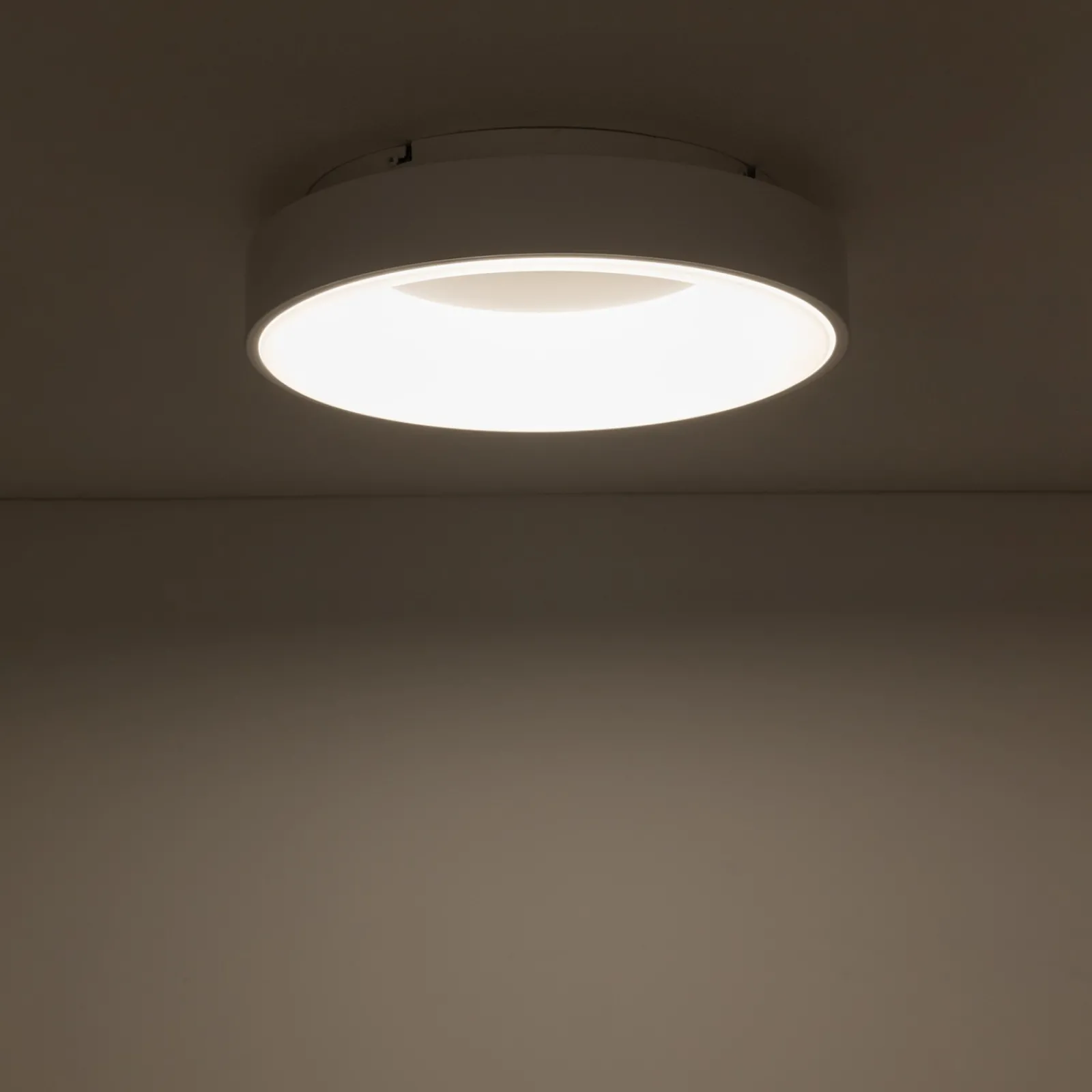 Sklep Kaja Minimalistyczny plafon LED ⌀38cm 3000K 11200 NIKKI LED | Kaja* Plafony Nowoczesne|Lampy Led