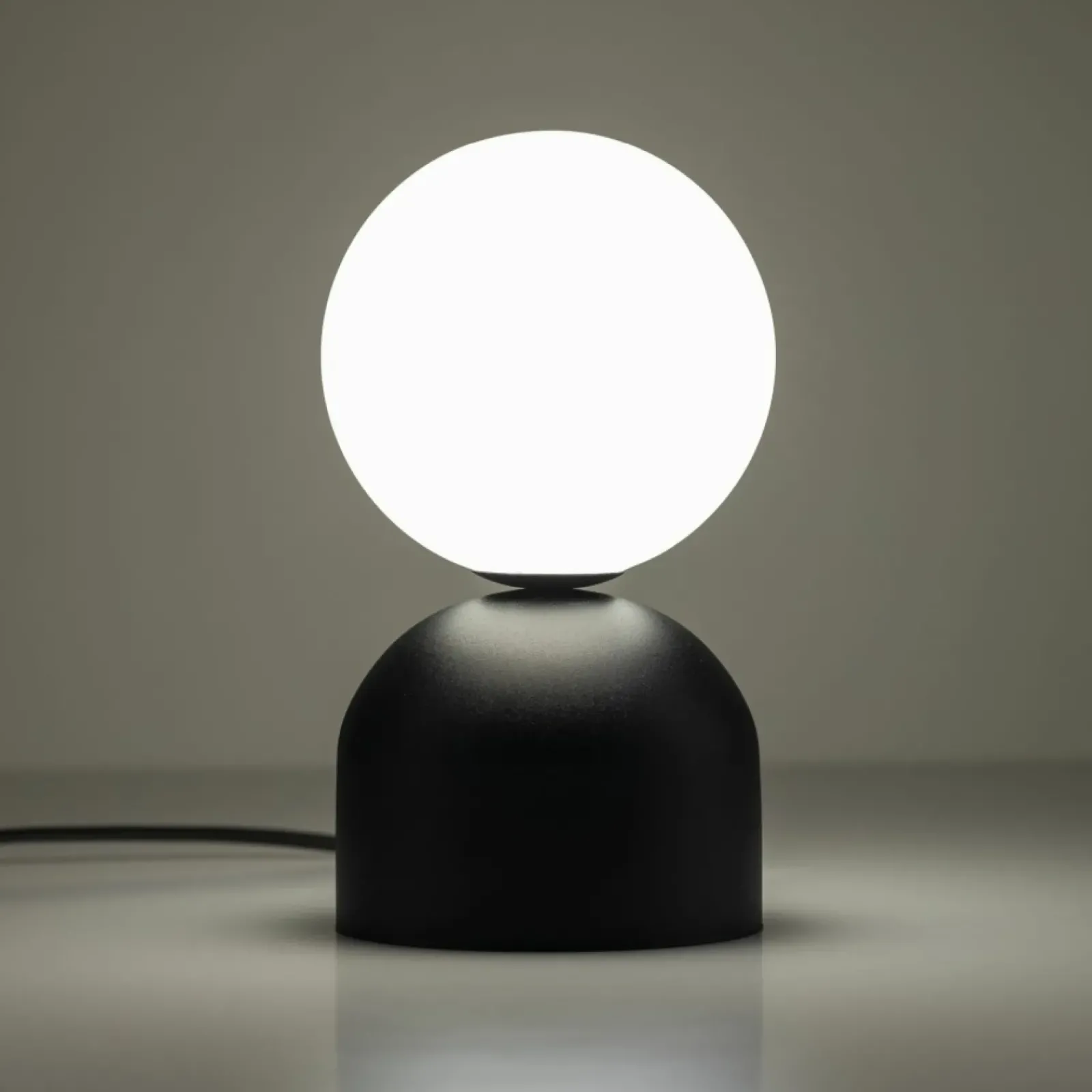 Sklep Kaja Modernistyczna, czarna lampka stołowa TK 16044 MIKI BLACK | Kaja* Nowoczesne Lampki Stołowe