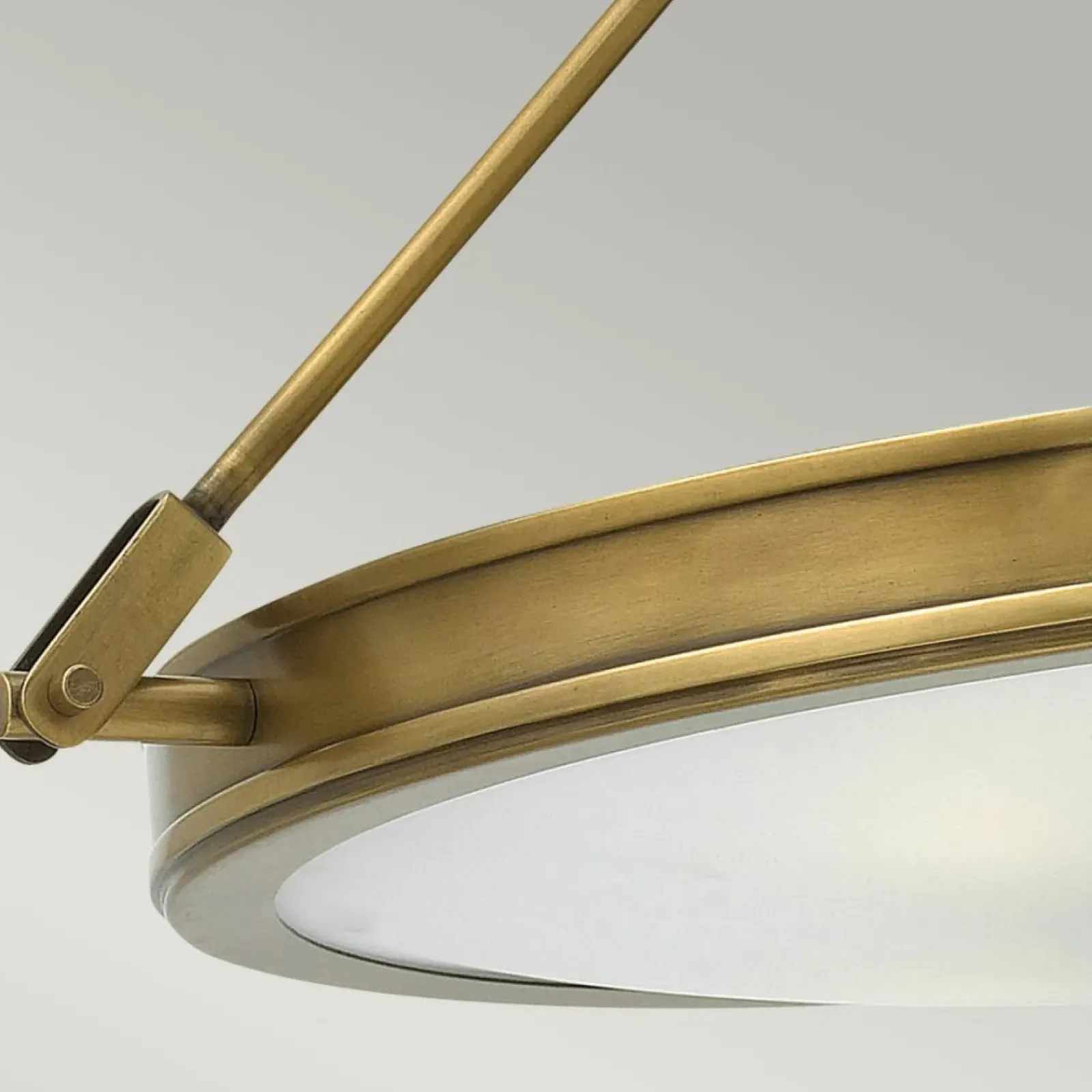 Sklep Kaja Okrągły plafon w stylu vintage, retro HK-COLLIER-SF-M z serii COLLIER* Plafony Klasyczne