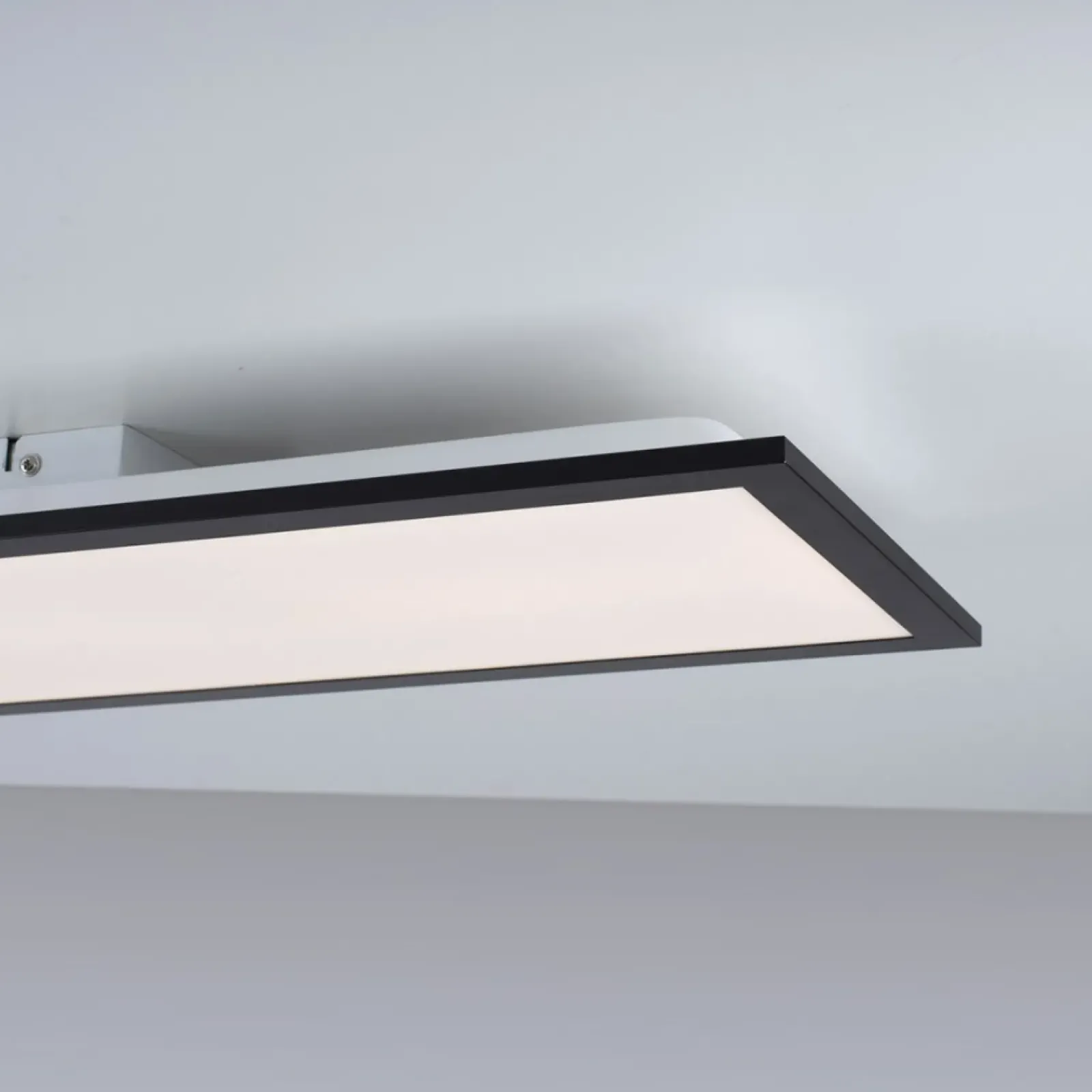 Sklep Kaja Podłużny plafon LED o ciepłej barwie światła 14741-18 z serii FLAT* Plafony Nowoczesne|Lampy Led
