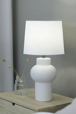 Sklep Kaja Ponadczasowa, biała lampka stołowa do salonu 108450 z serii SHAPE* Nowoczesne Lampki Stołowe