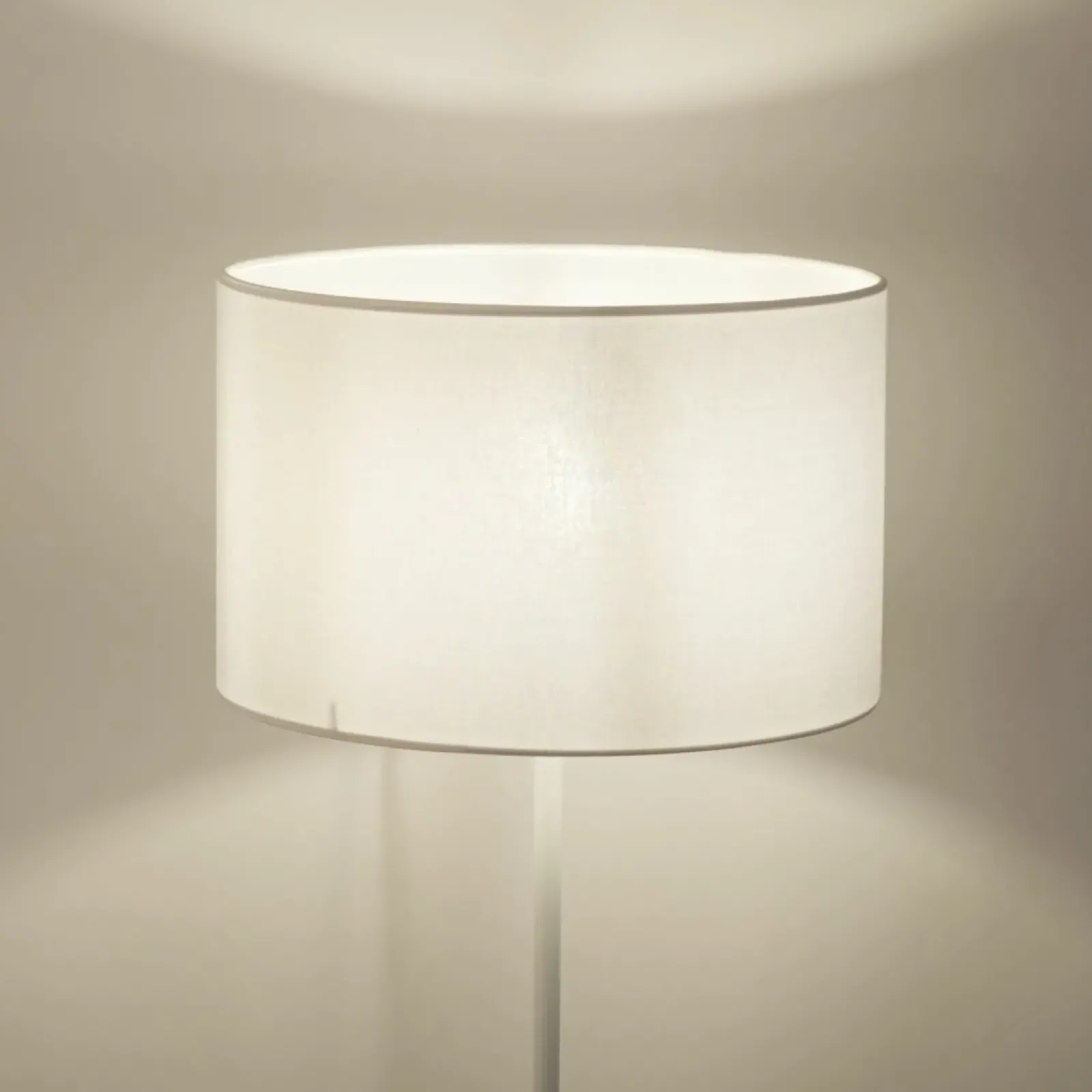 Sklep Kaja Prosta lampa podłogowa z m abażurem TK 5428 RENO | Kaja* Lampy Podłogowe Z Abażurem|Tradycyjne Lampy Podłogowe