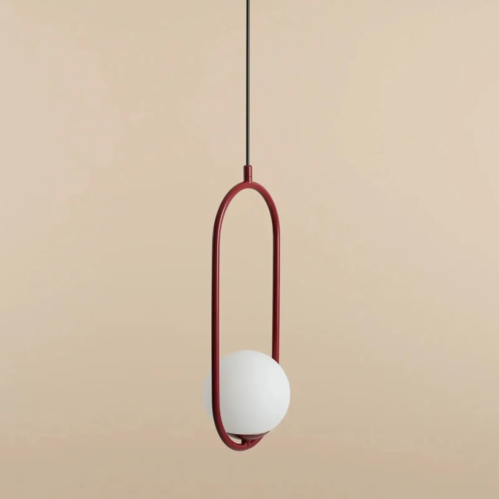 Sklep Kaja Punktowa, czerwona lampa na regulowanym zwisie 1086G15 z serii RIVA Zadzwońporabattel.783200183(8-16)/mailsklep@kaja.com.pl Store