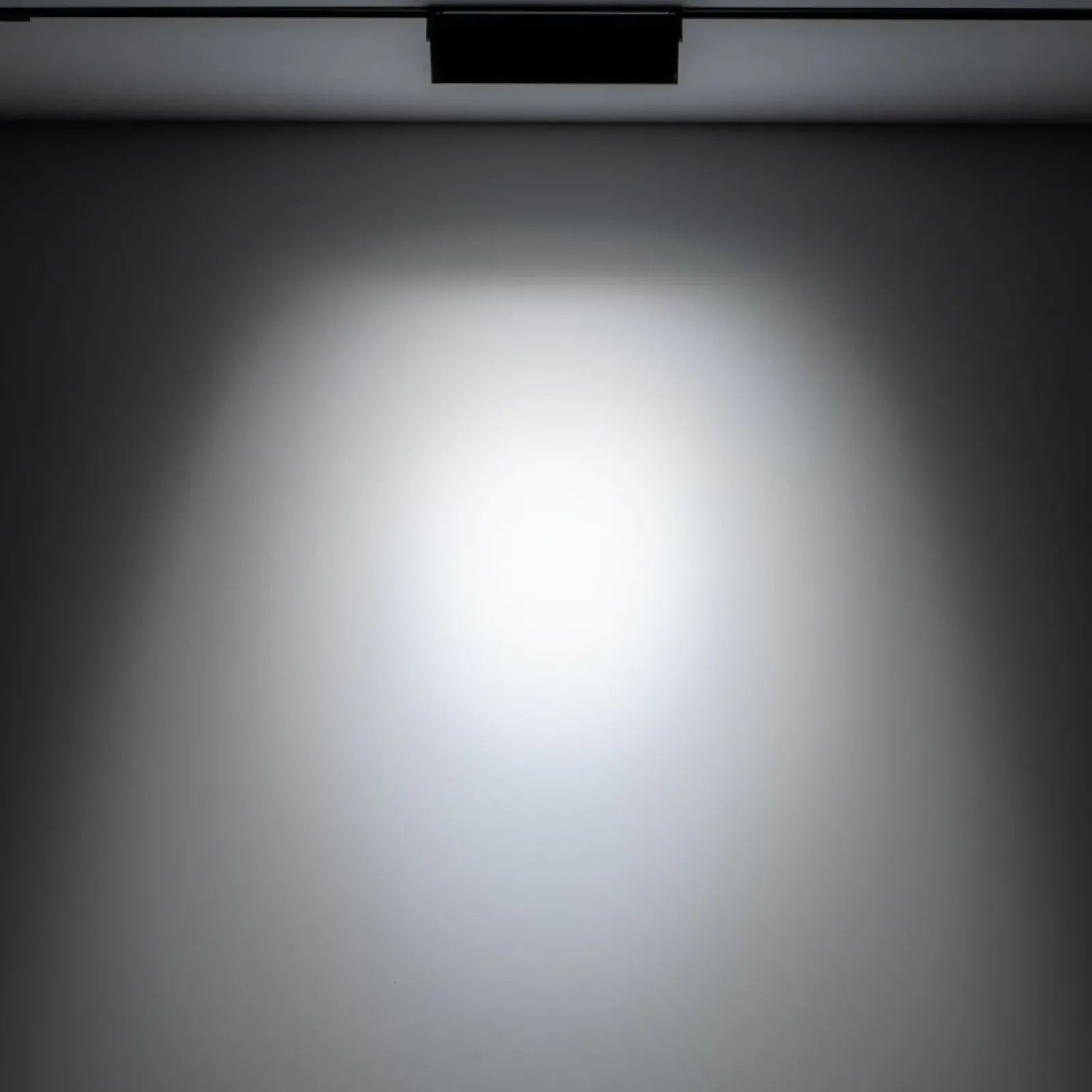Sklep Kaja Ruchoma lampa do szyny magnetycznej 1F 10646 LVM FOCUS OUT LED | Kaja* Szynoprzewody Podtynkowe|Szynoprzewody Natynkowe