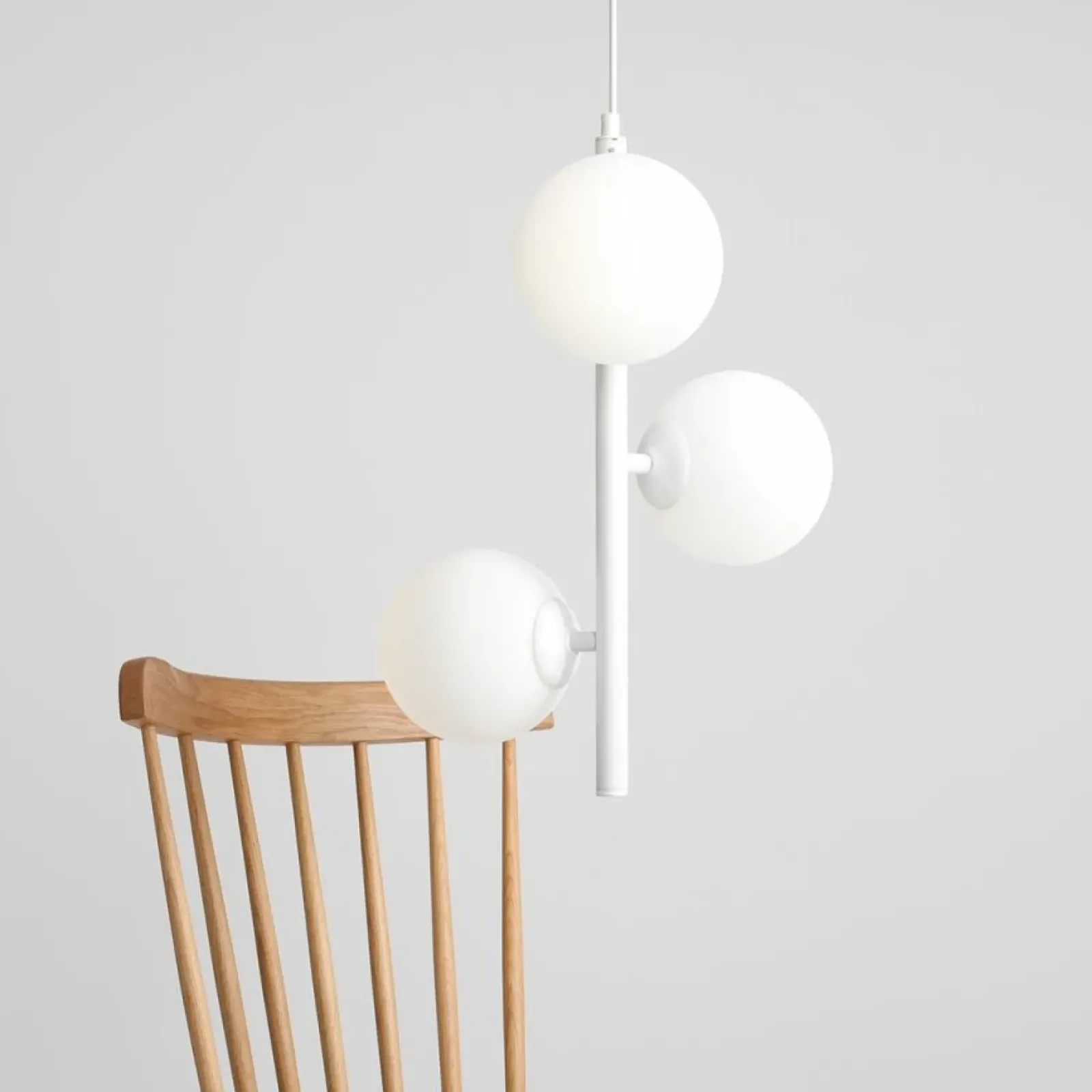 Sklep Kaja Smukła, biała lampa wisząca z regulowanym zwisem 1120E_S z serii FIN Zadzwońporabattel.783200183(8-16)/mailsklep@kaja.com.pl New